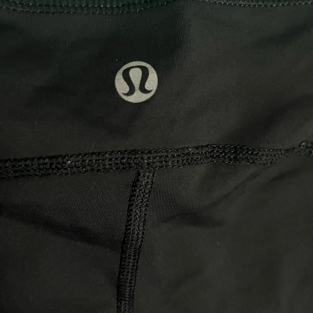Lululemon capris - Picture 5 of 7